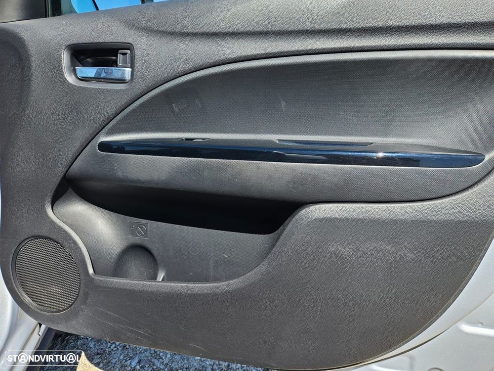 Mitsubishi Space Star 1.2 Intense - 44