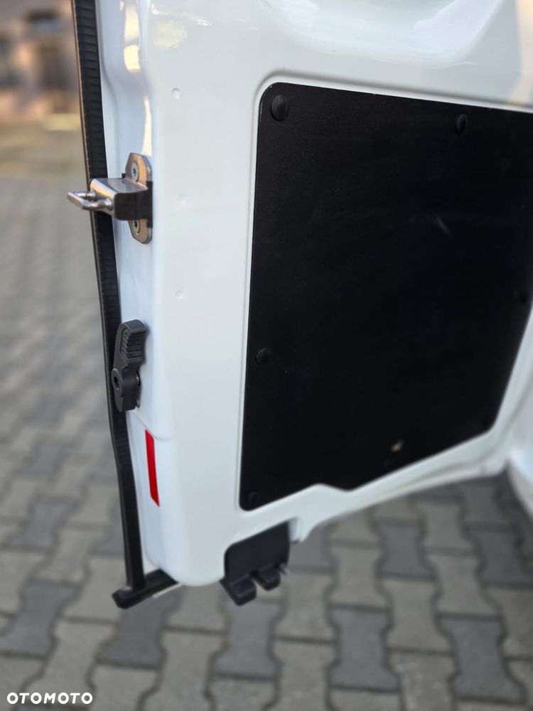 Ford Transit Custom - 31