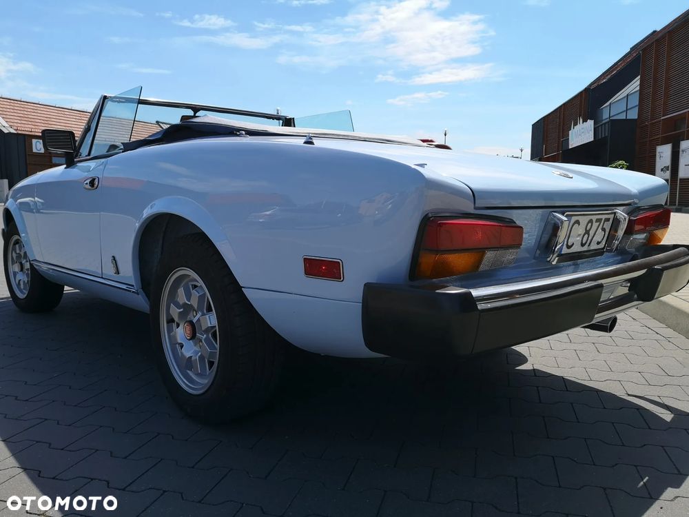 Fiat 124 Spider - 7