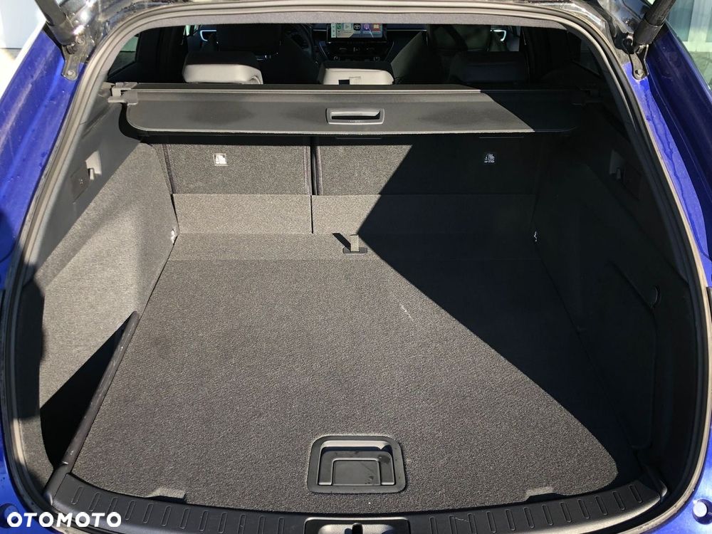 Toyota Corolla 2.0 Hybrid GR Sport Dynamic - 38