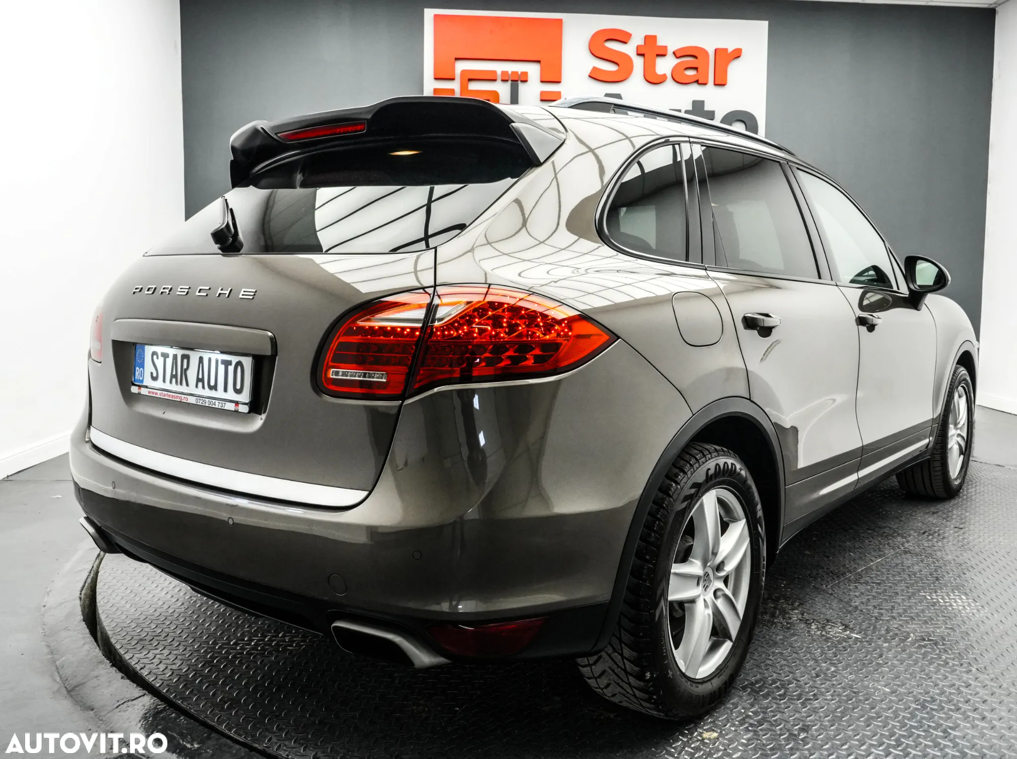 Porsche Cayenne 3.0 L V6 - 7