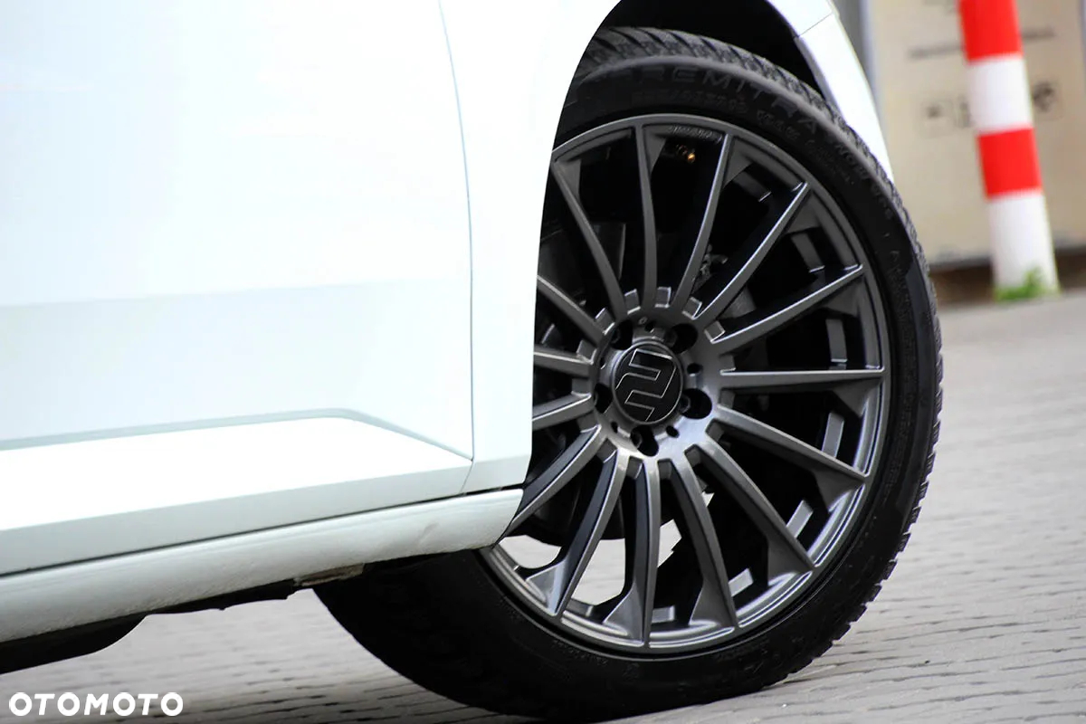 Skoda Superb Combi 2.0 TDI Style - 20