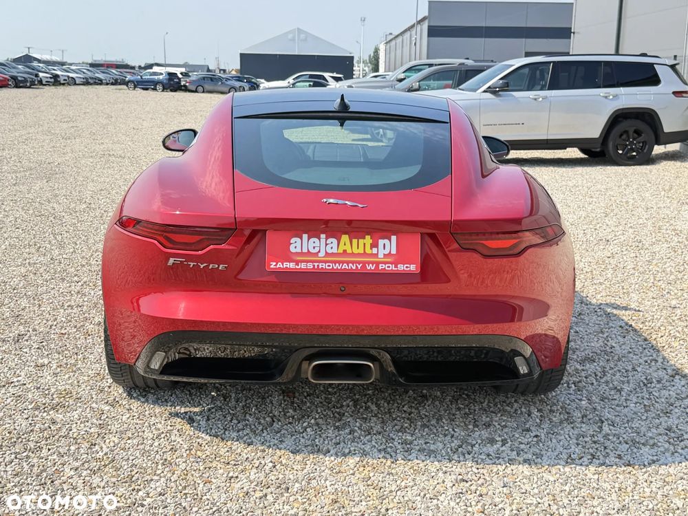 Jaguar F-Type 2.0 Turbo R-Dynamic - 11