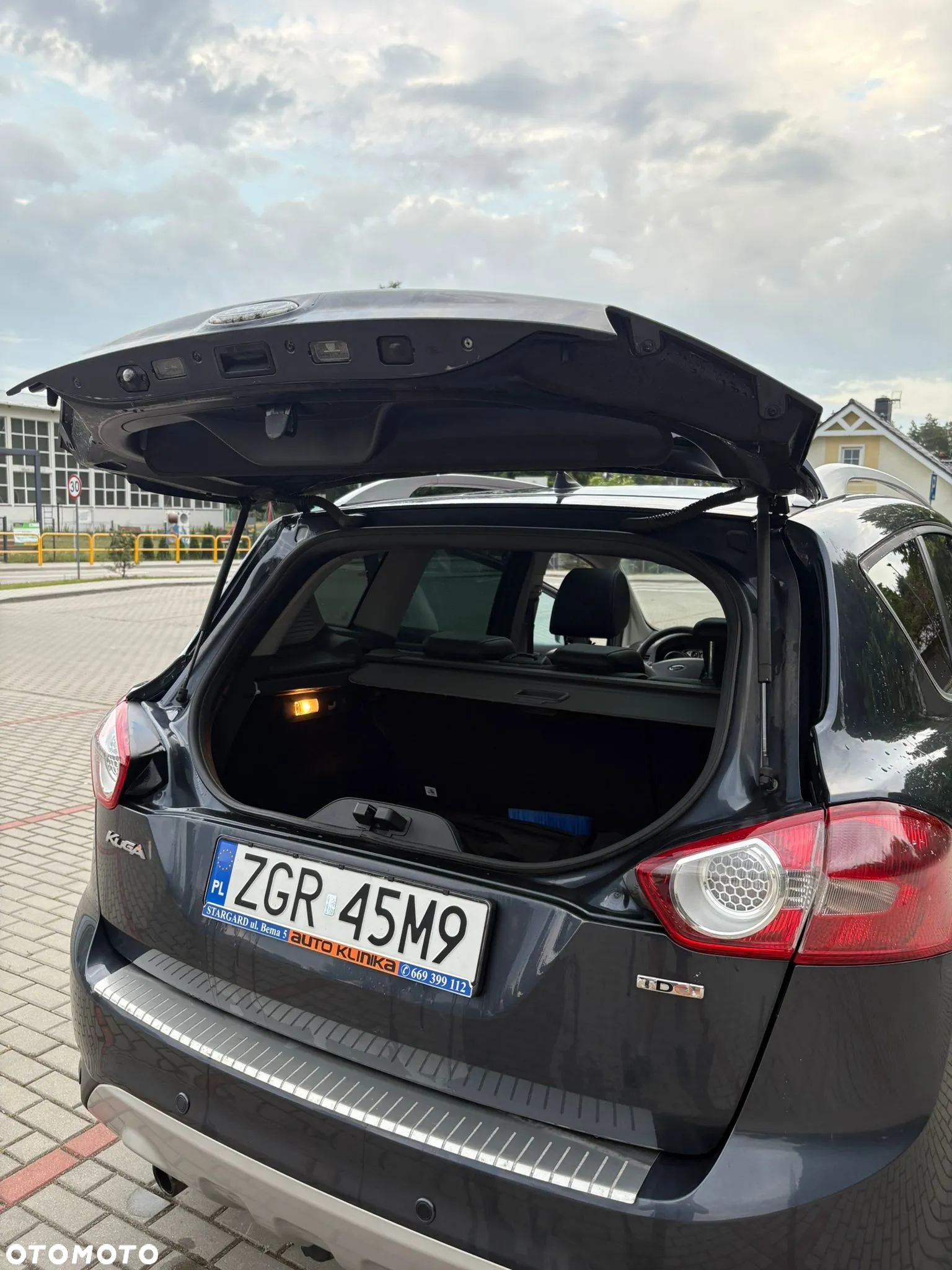 Ford Kuga 2.0 TDCi Titanium - 8
