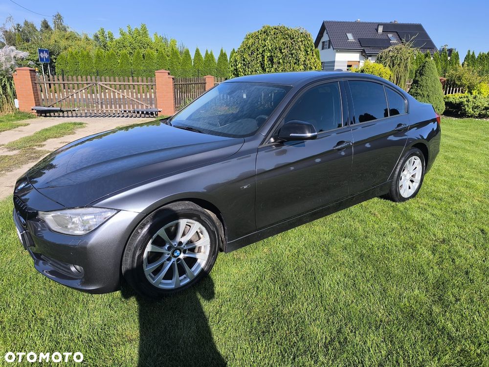 BMW Seria 3 - 25