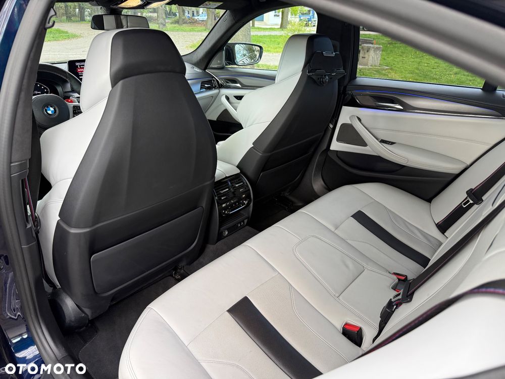 BMW M5 Competition - 31