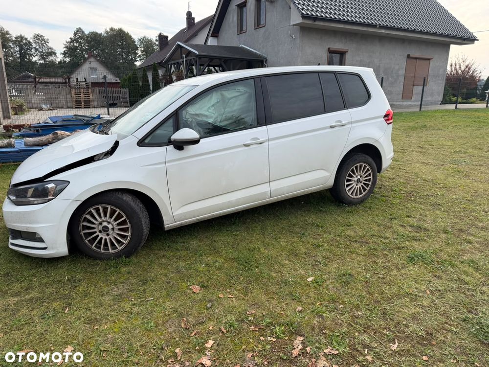 Volkswagen Touran 2018 photo 4