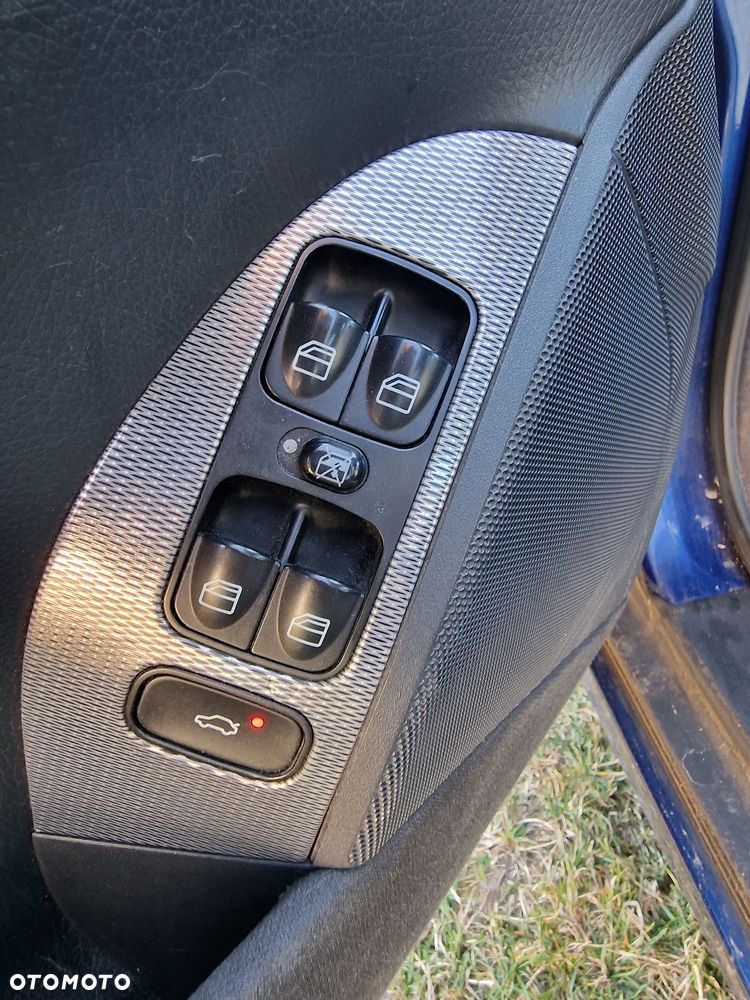 Mercedes-Benz CLK 270 CDI Avantgarde - 20