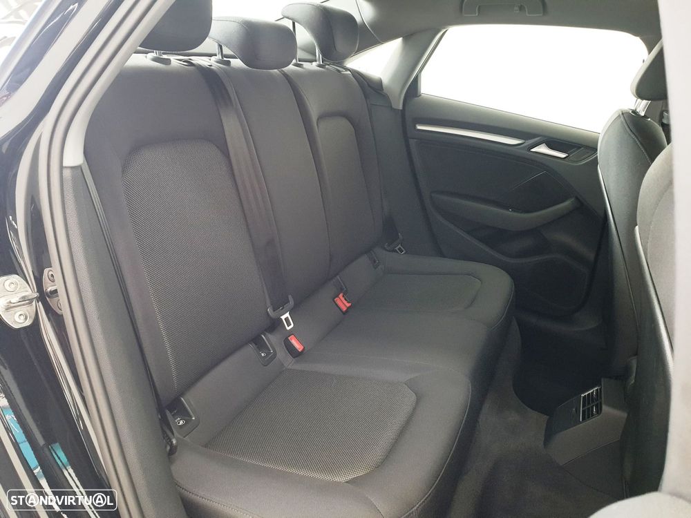 Audi A3 Limousine 1.6 TDI S tronic - 27