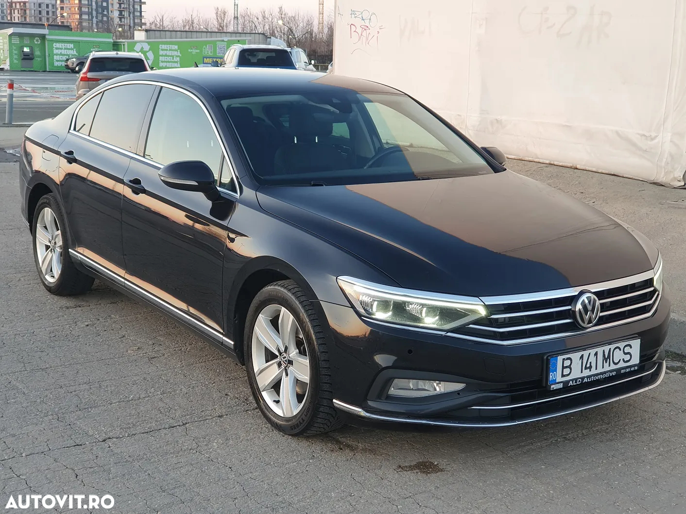 Volkswagen Passat Variant 2.0 TDI DSG 4Motion Highline - 19