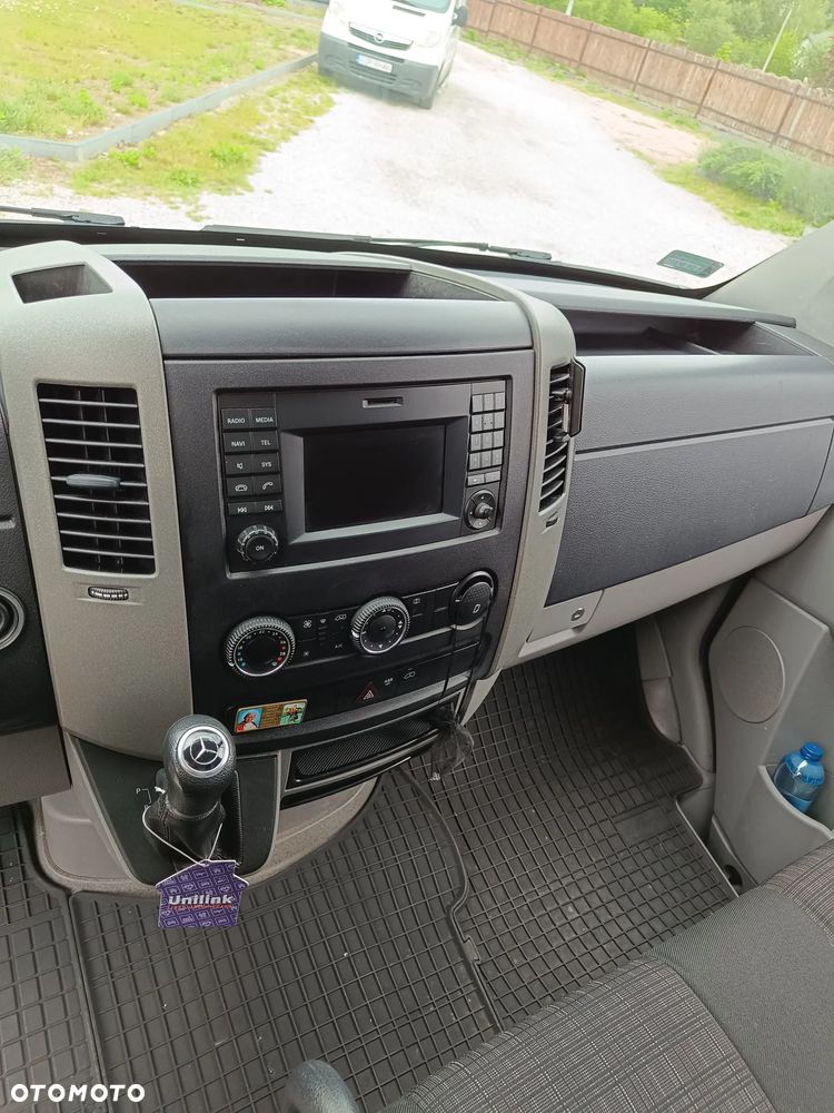 Mercedes-Benz Sprinter - 7