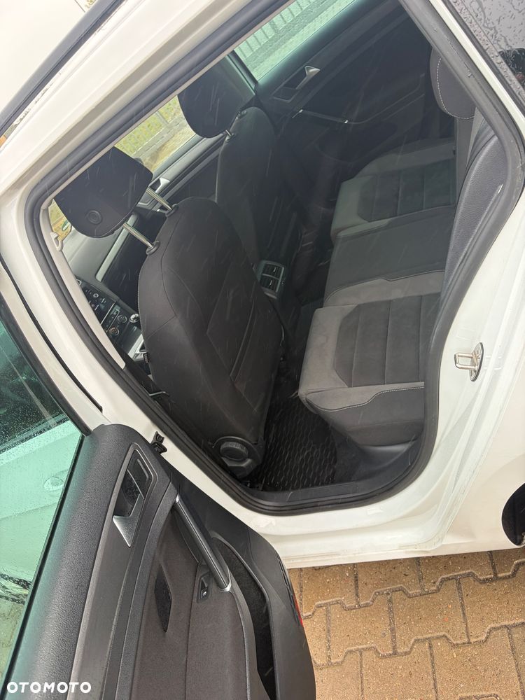 Volkswagen Golf - 7