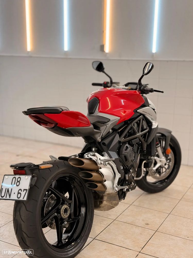 MV Agusta Brutale - 4