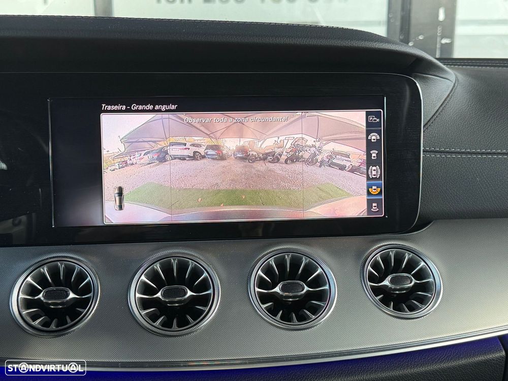 Mercedes-Benz E 220 d Coupe 9G-TRONIC AMG Line - 53