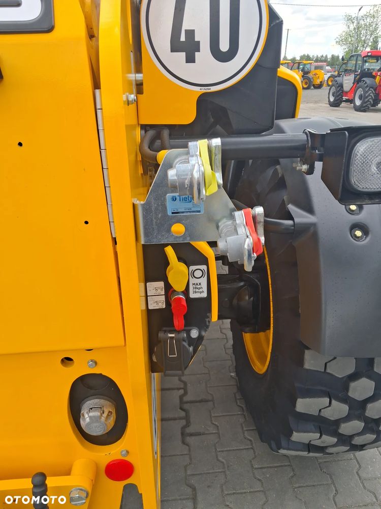 JCB 542 - 70 AGRI SUPER DUALTECH VT - 10