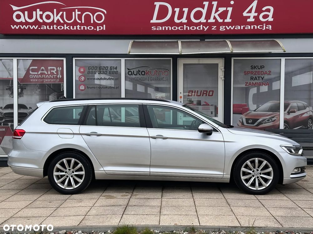 Volkswagen Passat - 16