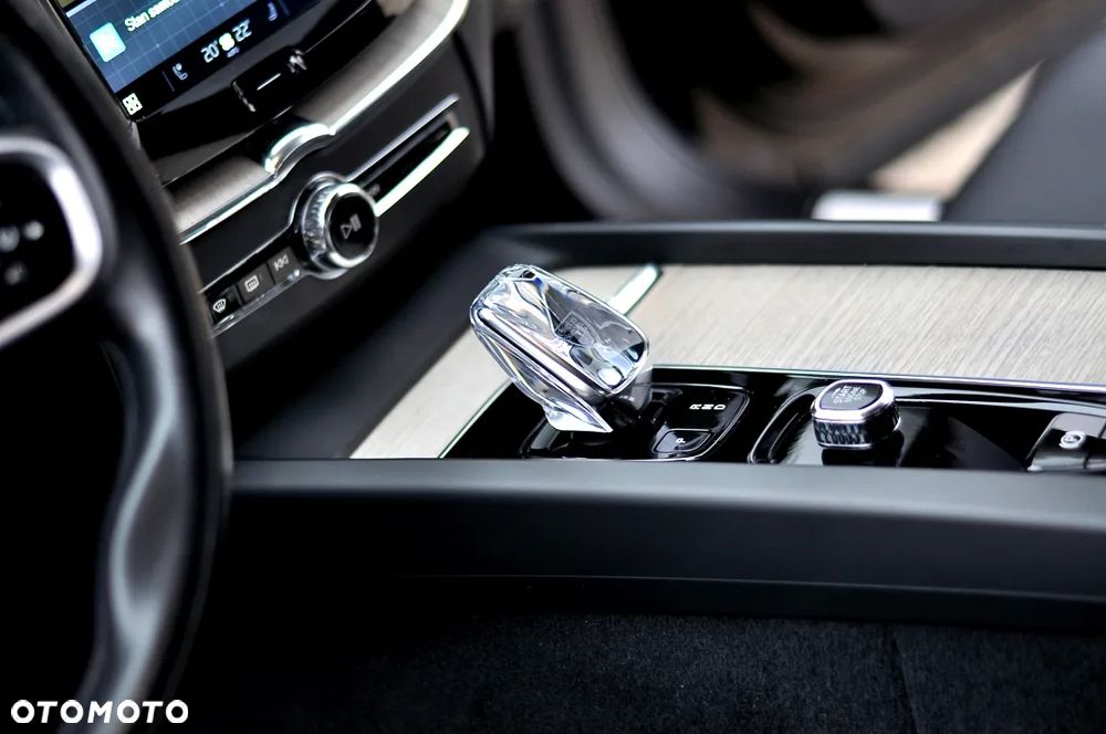 Volvo XC 60 B4 D AWD Geartronic Inscription - 22