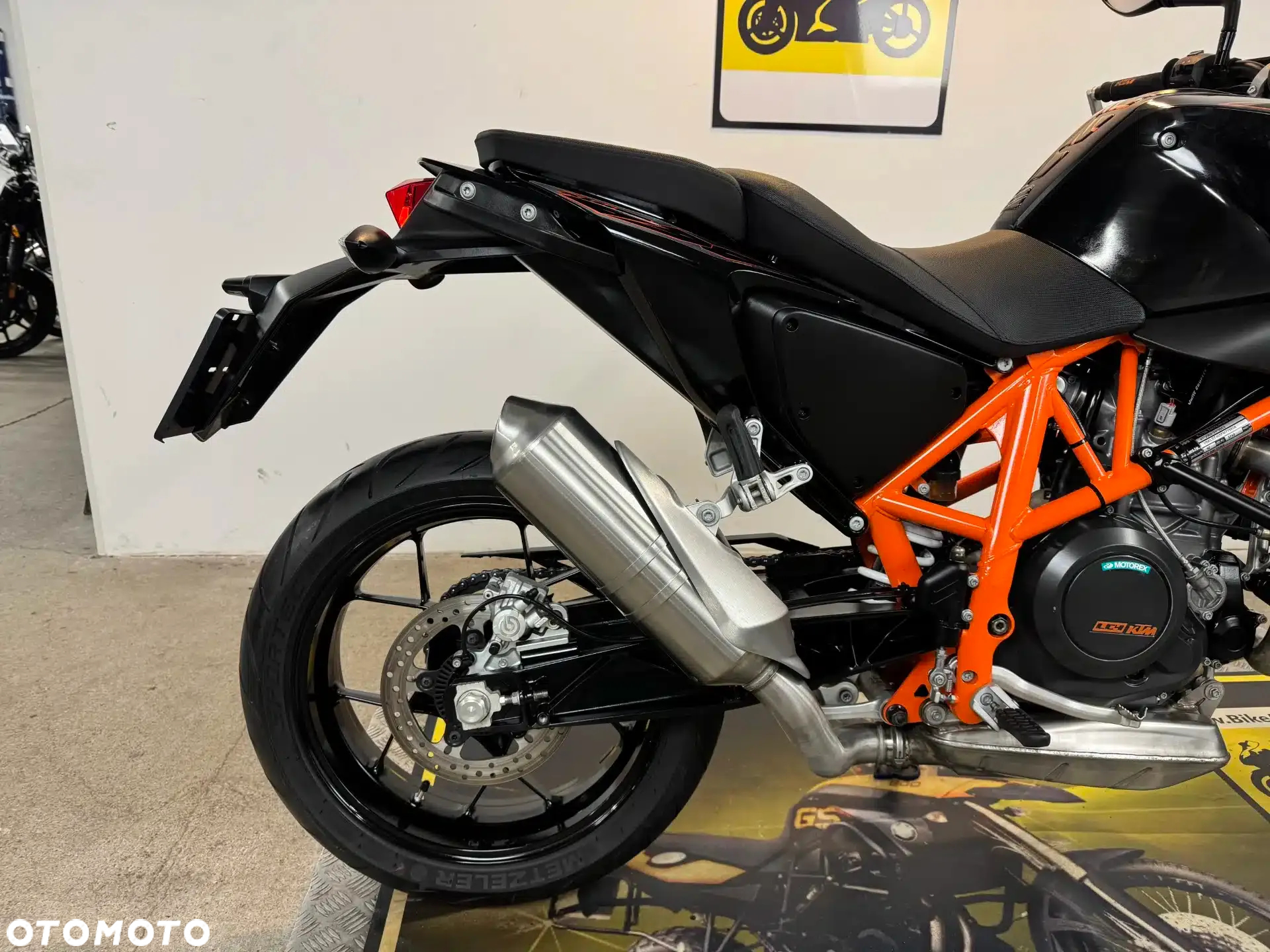 KTM Duke - 16