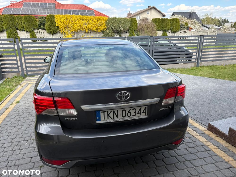 Toyota Avensis 1.8 Premium - 6