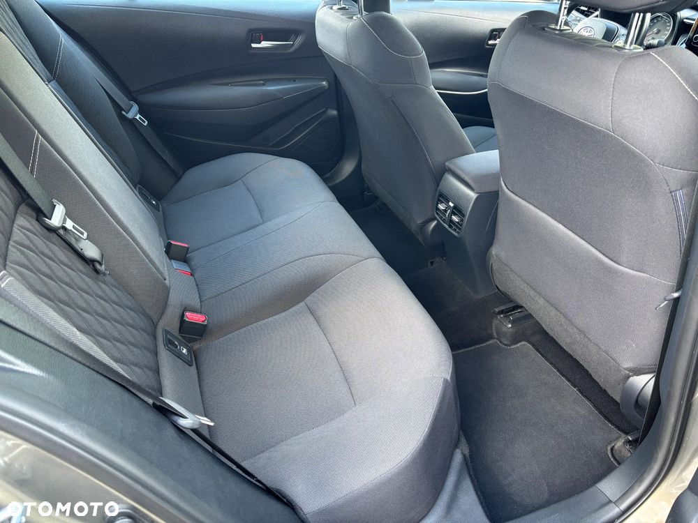 Toyota Corolla 1.5 Comfort - 17