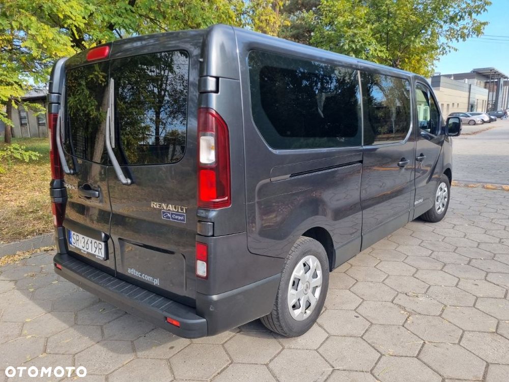Renault Trafic 2022 photo 3