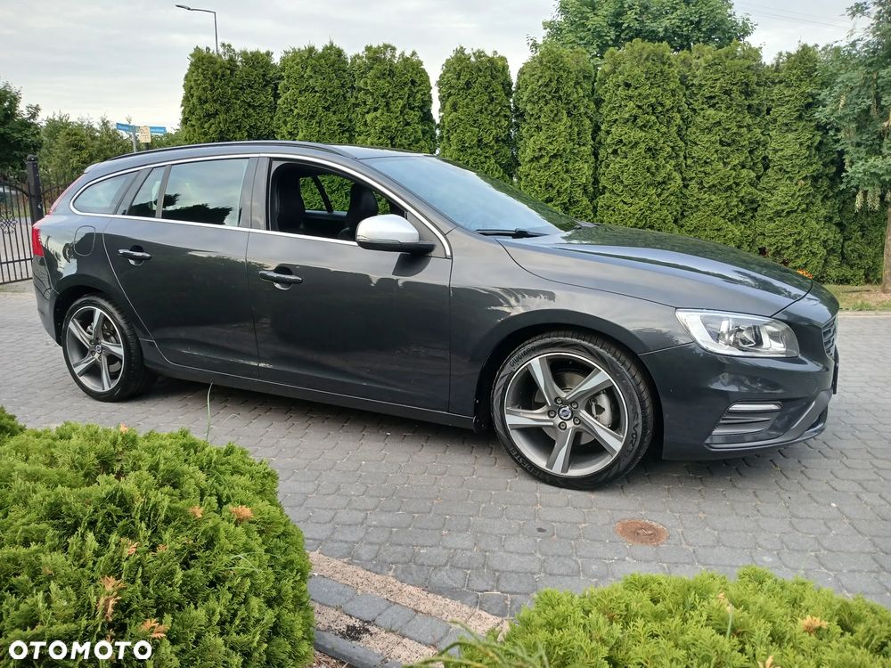 Volvo V60 D3 R-Design Momentum - 8