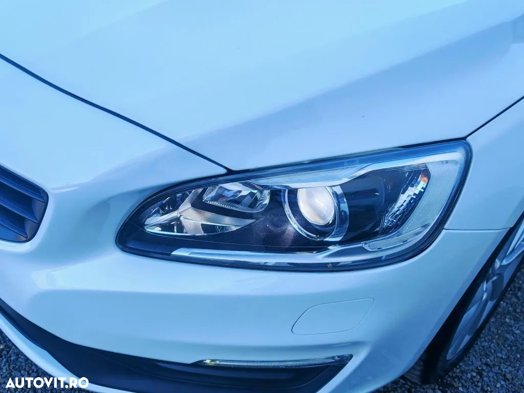 Volvo V60 D3 AWD Geartronic - 23