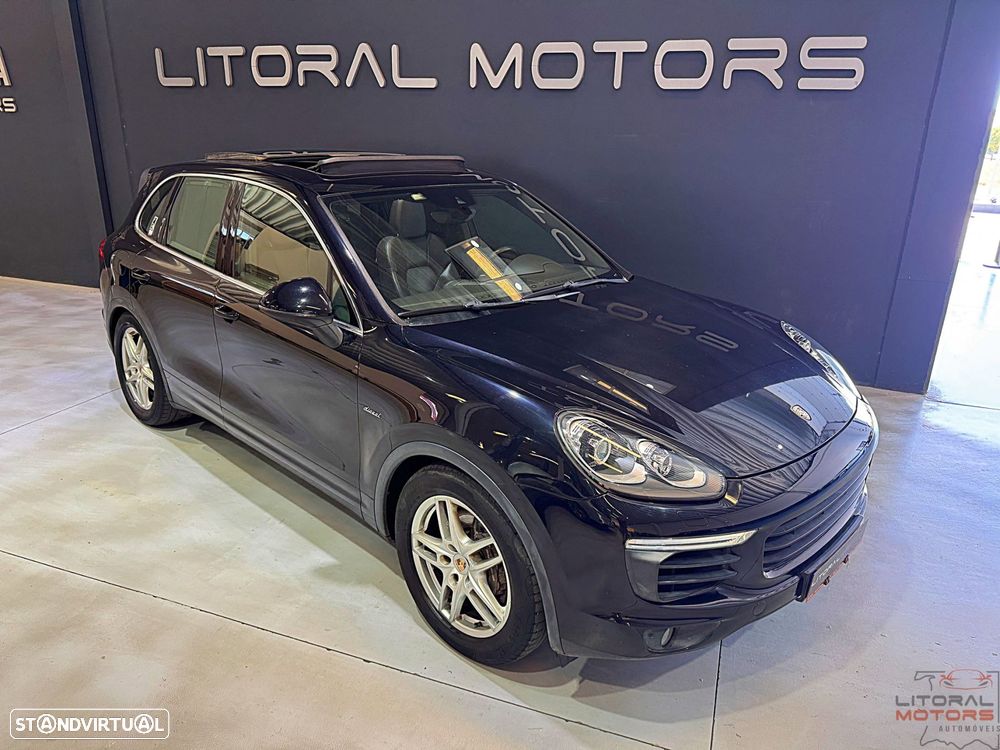 Porsche Cayenne Platinum Edition - 3