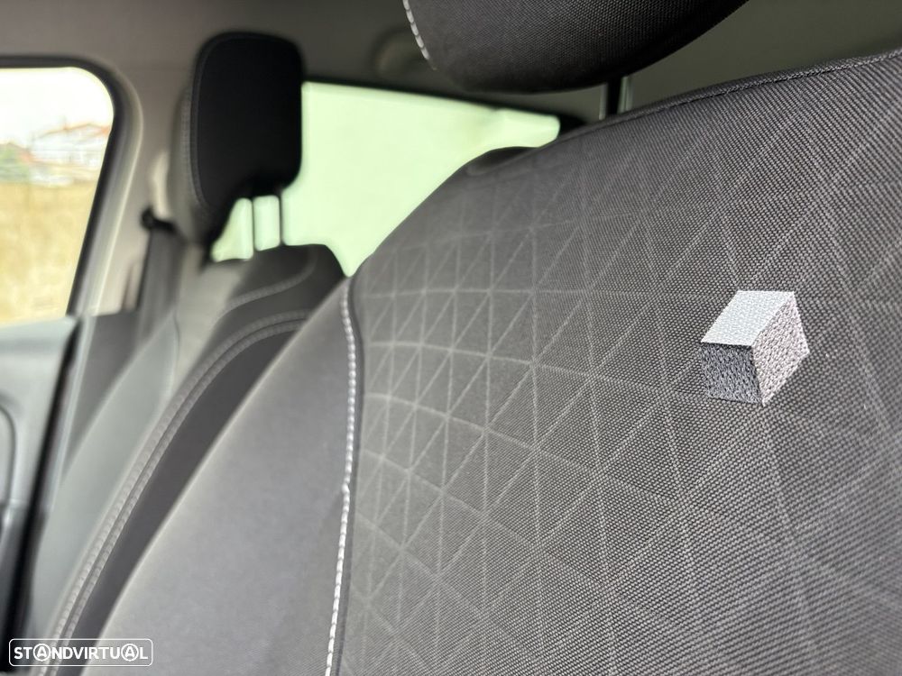 Renault Clio 0.9 TCe Limited Edition - 12