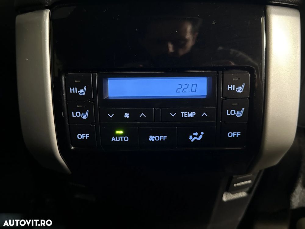 Toyota Land Cruiser 2.8l D-4D 204 CP A/T 7 locuri Luxury AVS Black - 26