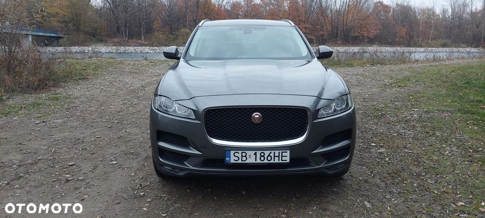 Jaguar F-Pace - 15