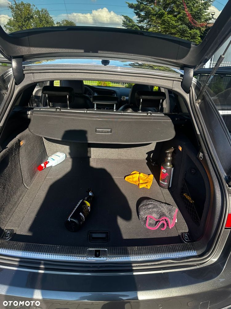 Audi A4 Avant 2.0 TDI DPF clean diesel quattro S tronic S line Sportpaket - 9