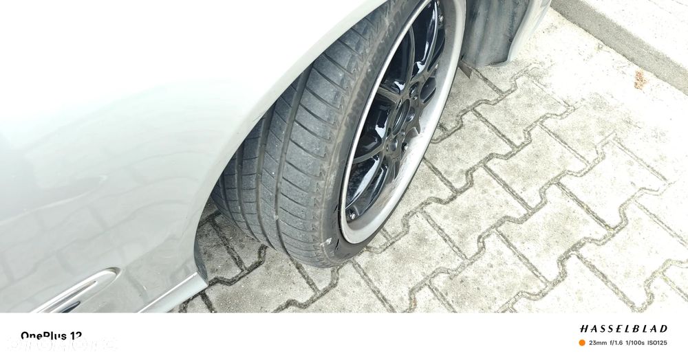 Mercedes-Benz CLK - 16