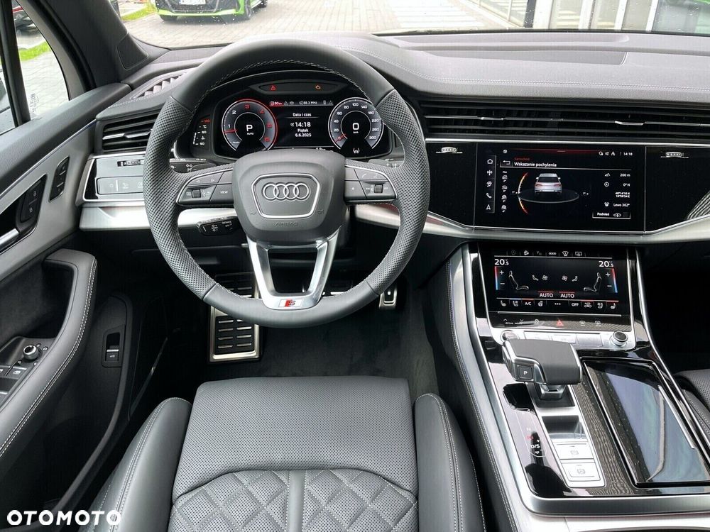 Audi Q7 - 17
