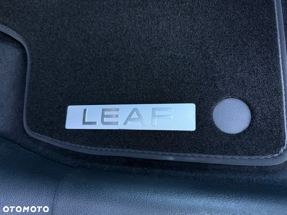Nissan Leaf - 14
