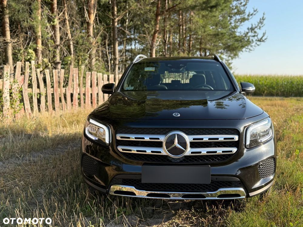 Mercedes-Benz GLB - 4