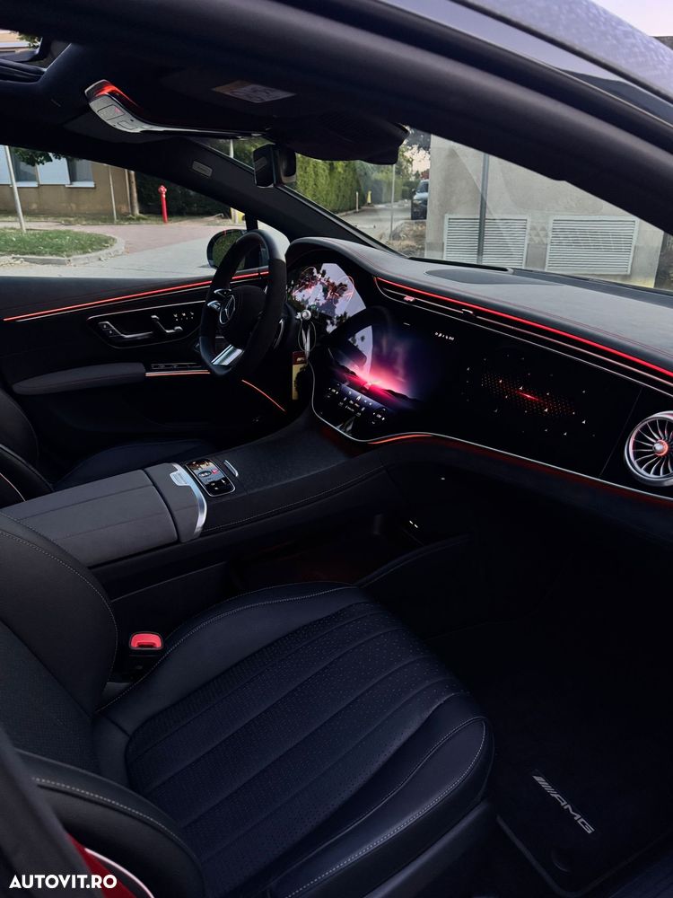 Mercedes-Benz EQS - 8