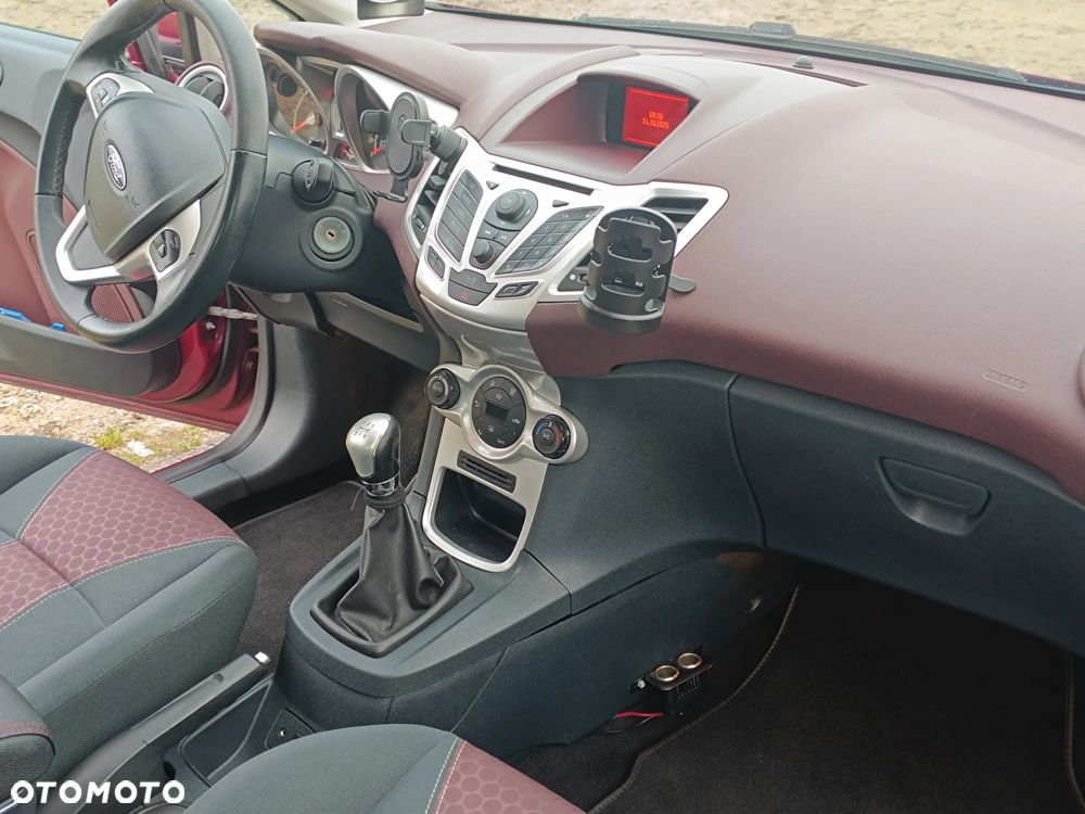 Ford Fiesta 1.25 Titanium - 21