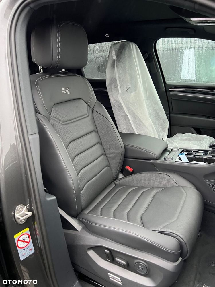 Volkswagen Touareg 3.0 V6 TDI 4Motion R-Line - 6