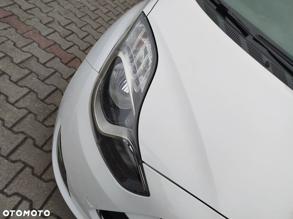 Hyundai ix20 1.4 Fifa World Cup Edition - 25