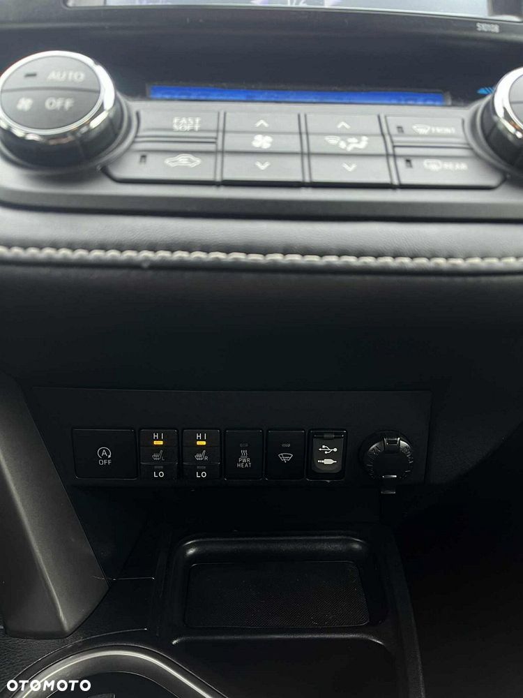 Toyota RAV4 2.0 D-4D 4x2 Start-Stop Comfort - 11