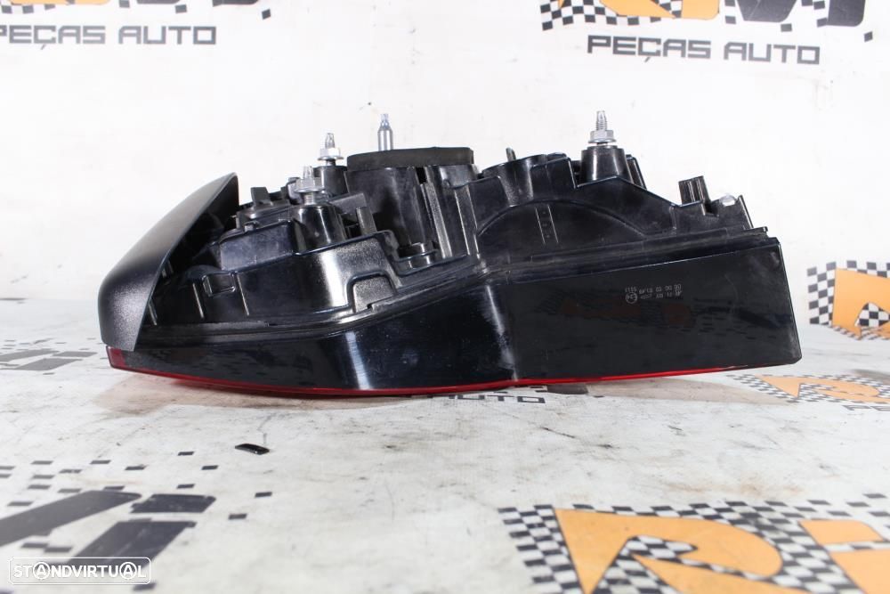 Farolim Direito Audi A4 Avant (8W5, 8Wd, B9)  8W9945076a / 81490202 / - 9