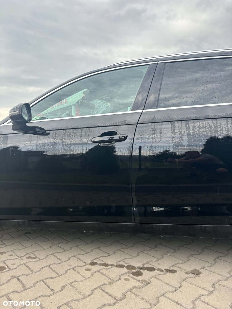 Audi A4 Avant 2.0 TDI ultra S tronic - 5
