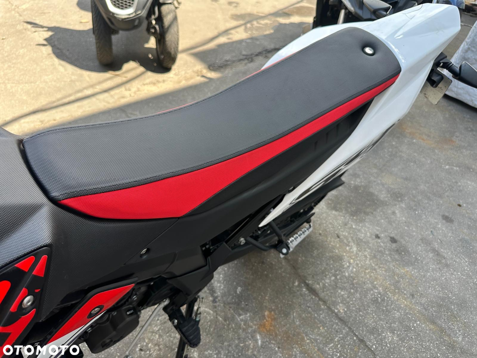 Aprilia SX - 6