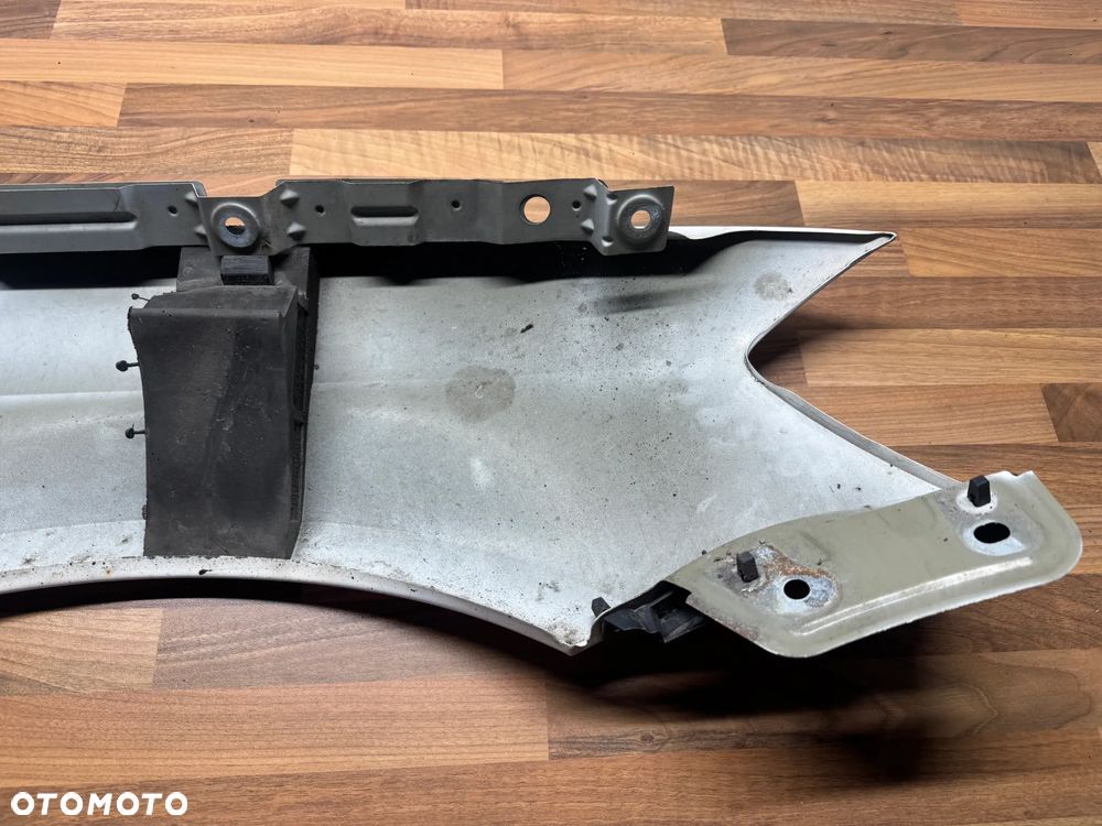 BŁOTNIK LEWY VW PASSAT B7 LB9A - 9