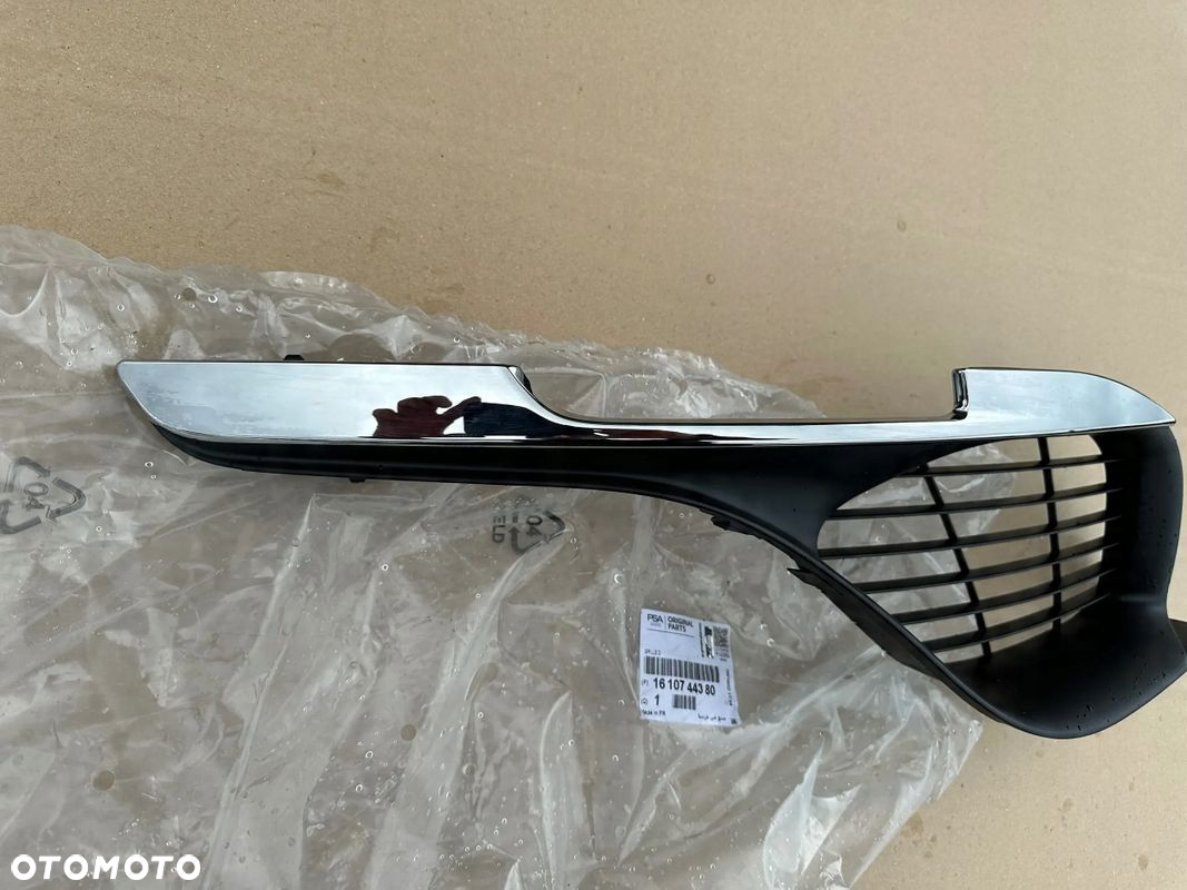 KRATKA GRILL Peugeot 308 II T9 2013 NOWA ORYGINAŁ CHROM PRAWA - 3