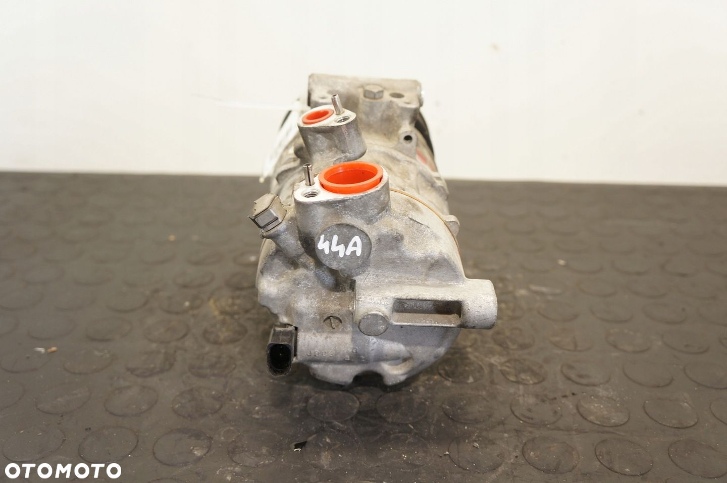 KOMPRESOR KLIMATYZACJI VW GOLF SEAT LEON AUDI A3 1,6 2.0 TDI 5Q0816803 - 3