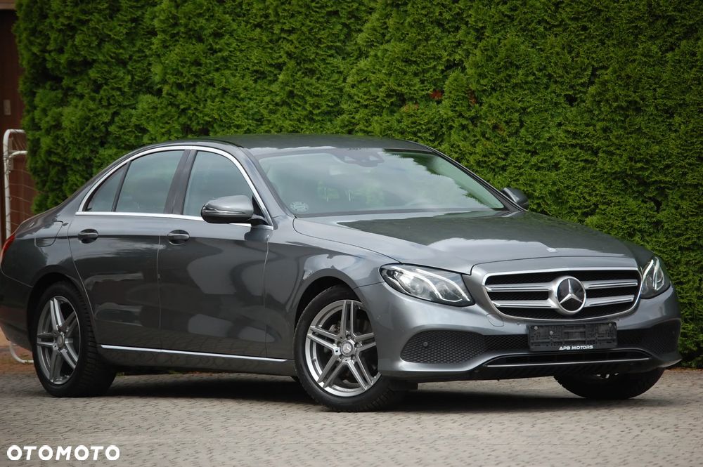 Mercedes-Benz Klasa E 220 d 9G-TRONIC Avantgarde - 31