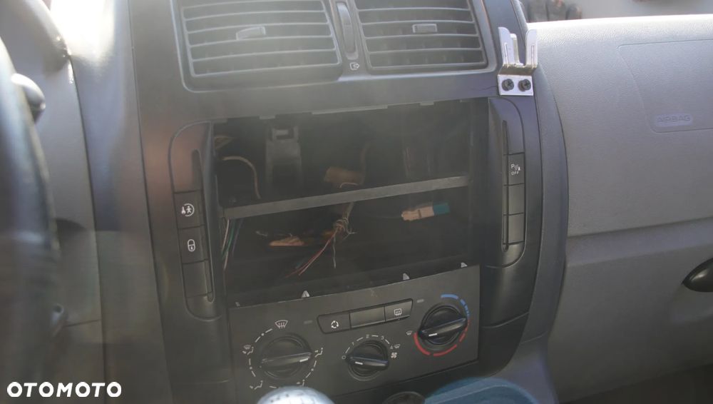 Auto na części - Peugeot Expert II 2.0 HDI 120 KM RHK 20MB12 KCY 2008R Silnik Skrzynia Drzwi Maska Zderzak Błotnik Lampa Lusterko Deska Kokpit Sterownik Moduł Czujnik Licznik Panel Kierownica - 11