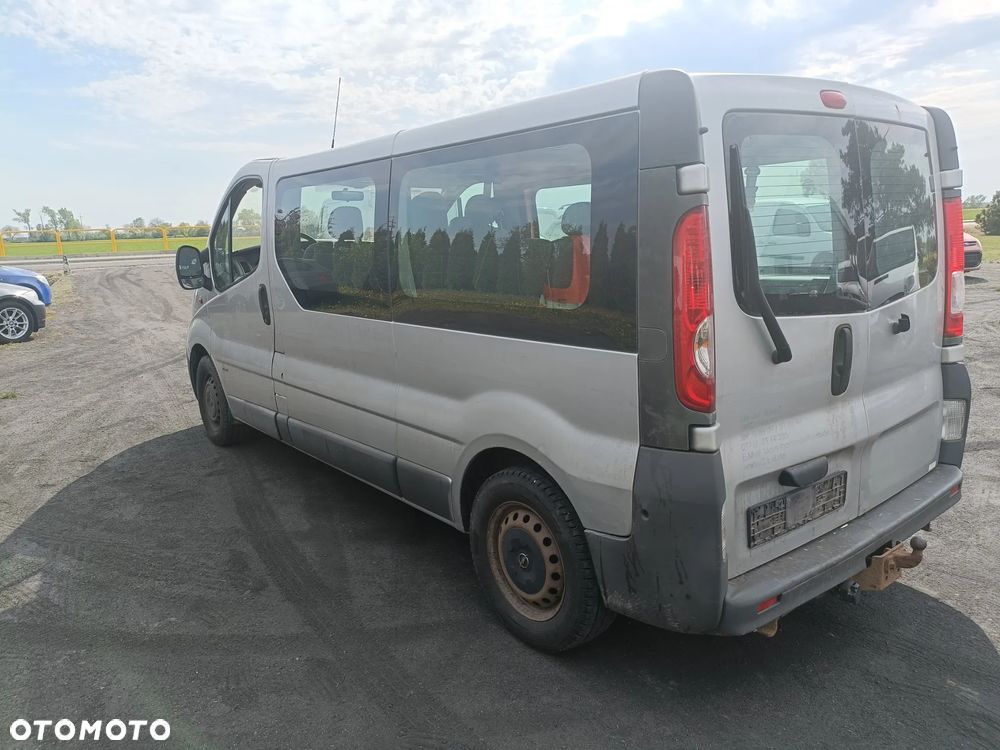 Opel Vivaro L2H1 2.9t - 4